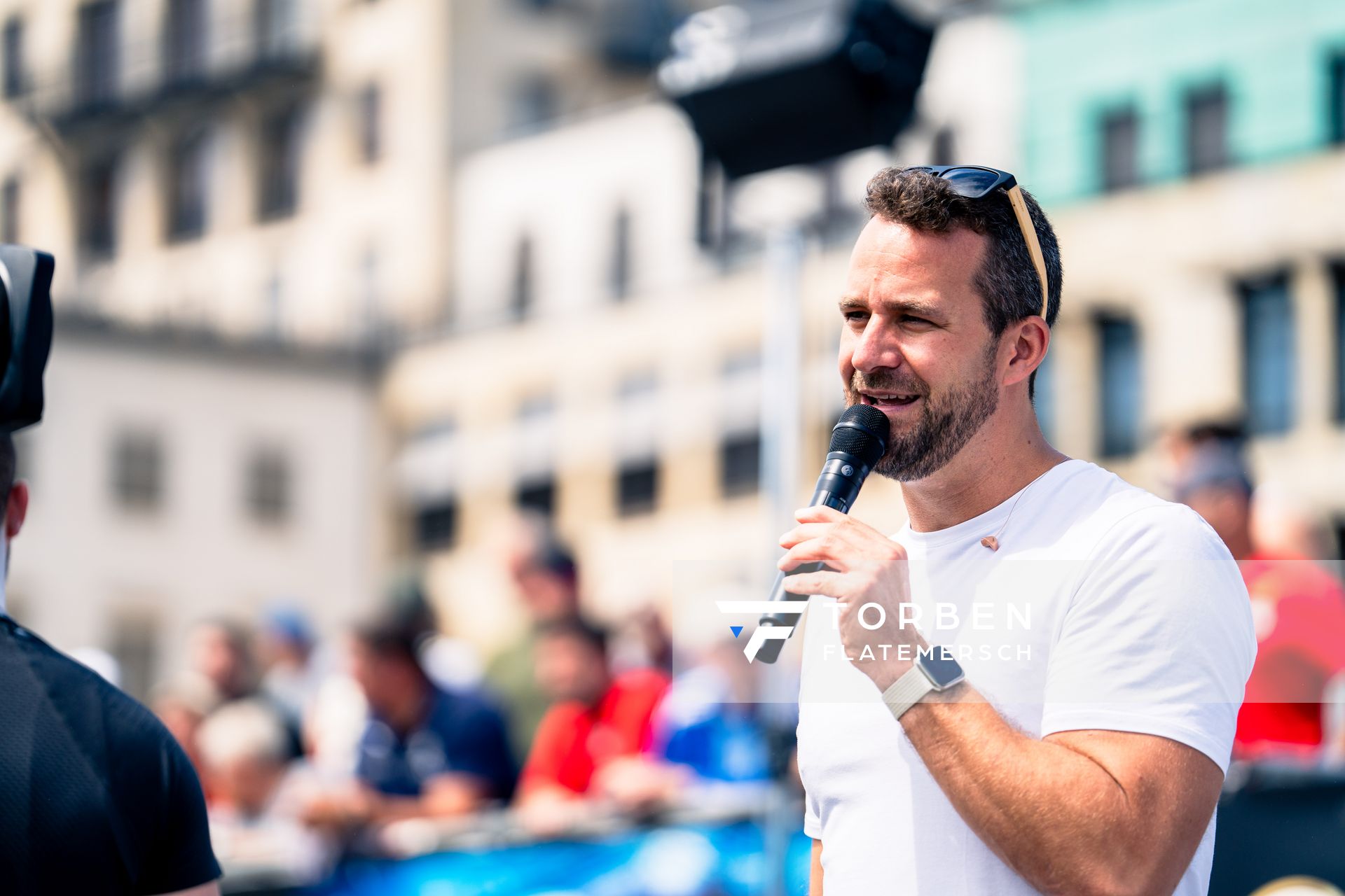 Florian Michael Weber beim Kugelstossen waehrend der deutschen Leichtathletik-Meisterschaften auf dem Pariser Platz am 24.06.2022 in Berlin